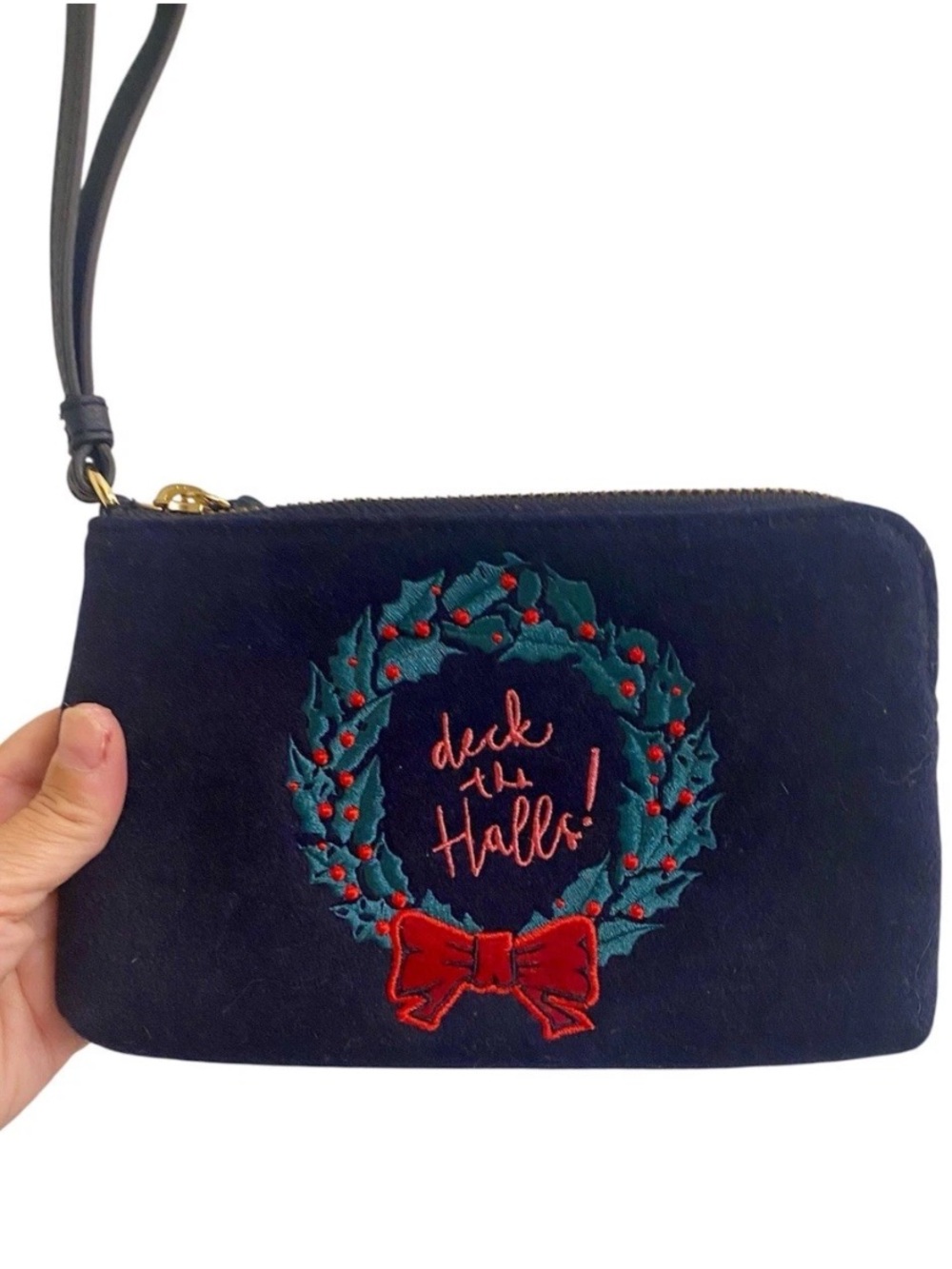 TALBOTS WOOL WRISTLET HOLIDAY CLUTCH “DECK THE HALLS” EMBROIDERED LEATHER STRAP